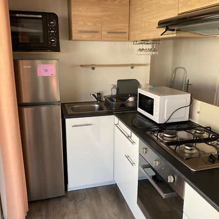 Mobhilomme La Carabasse Hotel Vias Bagian luar foto