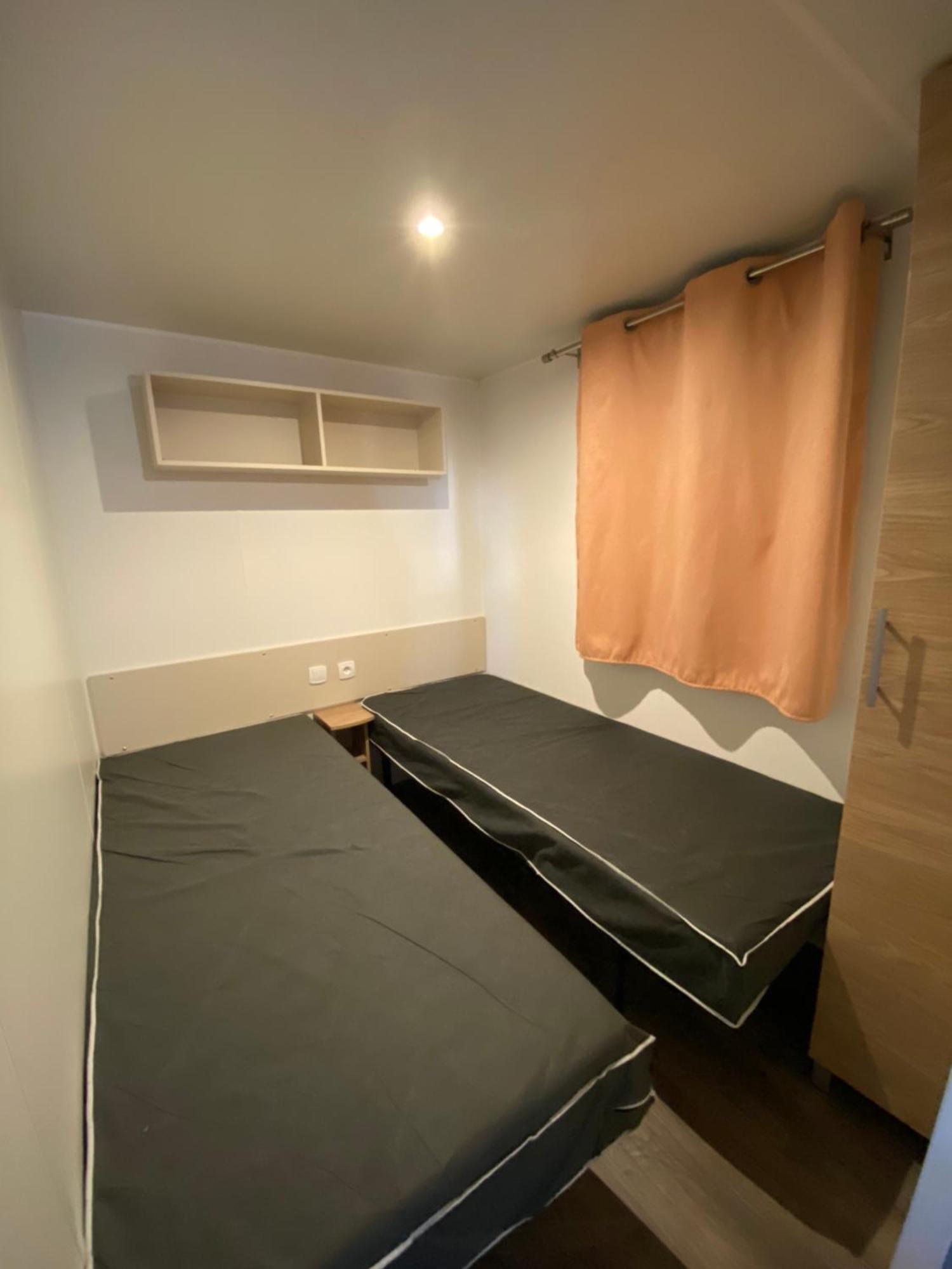 Mobhilomme La Carabasse Hotel Vias Bagian luar foto