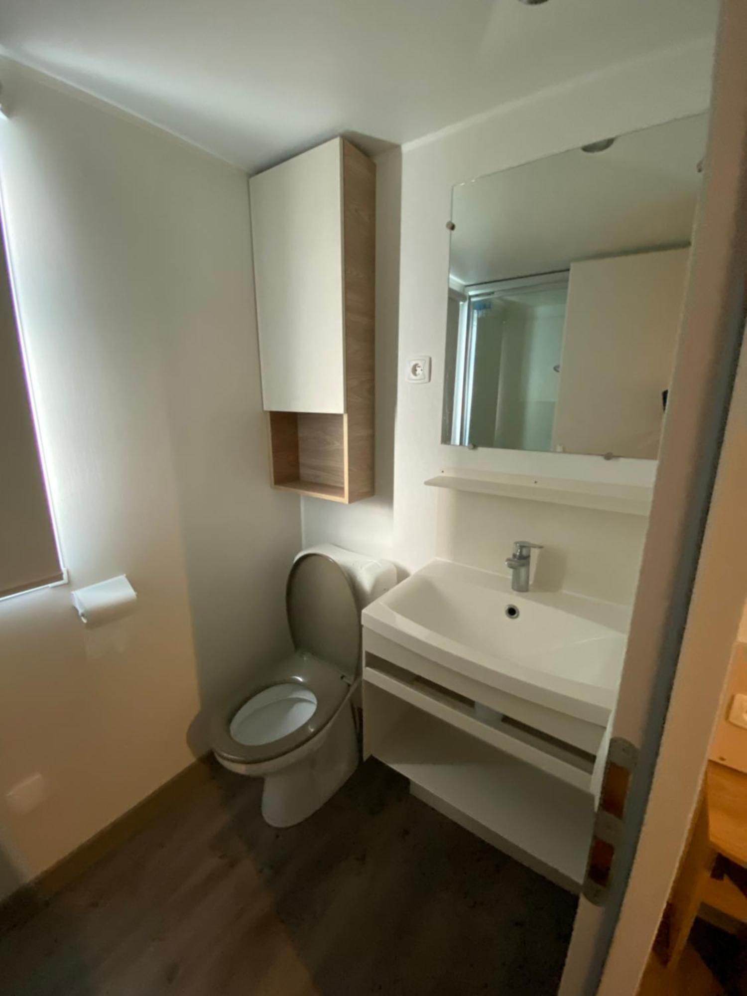 Mobhilomme La Carabasse Hotel Vias Bagian luar foto
